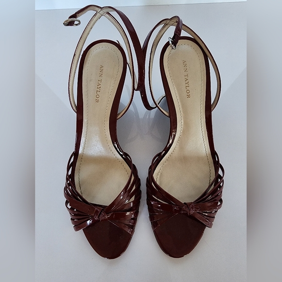 Ann Taylor Wedge Sandals - Picture 9 of 12